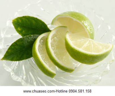 Nước cốt chanh là bài thuốc tự nhiên làm mờ vết thâm sau vài tuần