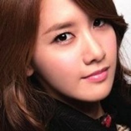 Kem trị sẹo tự chế bằng rau má