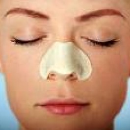 Tự Trị Mụn Đầu Đen Bằng Miếng Lột Mụn